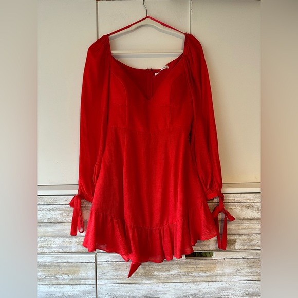 saints + secrets Dresses & Skirts - Elegant Red Women's Dress